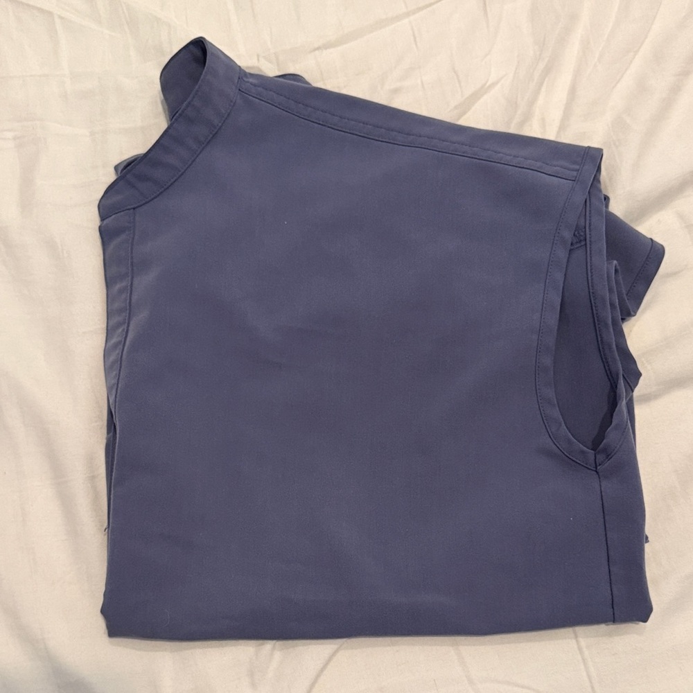 Figs Women's Rafaela top large space navy